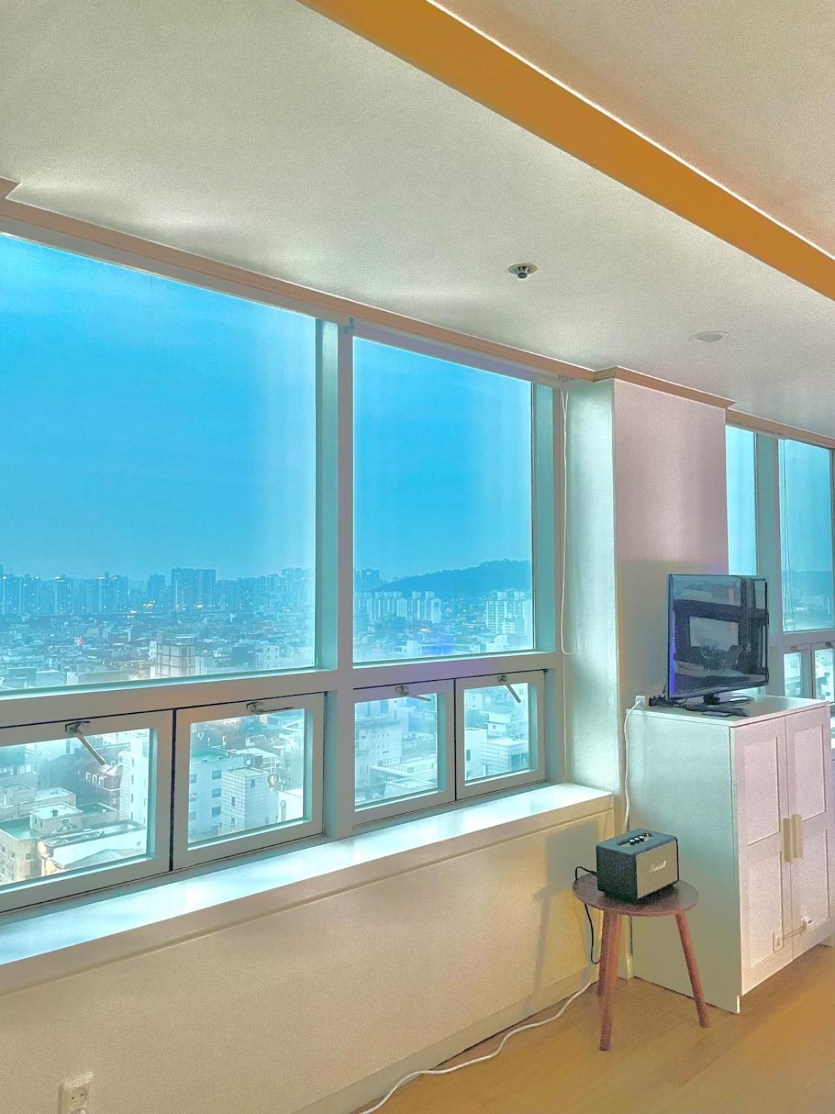 Apartment New 3-minute Walk From Hongdae Entrance Station Beautiful Sunset View *